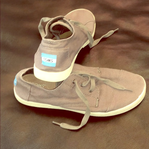 Toms Shoes - Toms Shoes